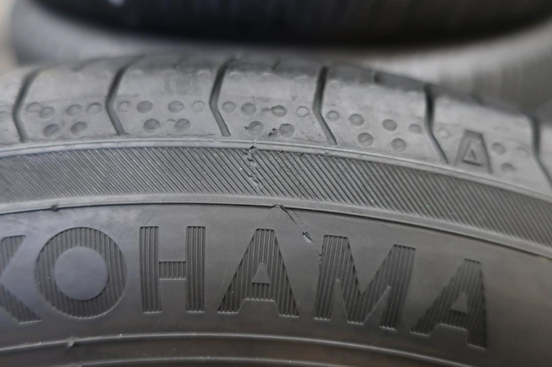 SUN♡様送料込　ヨコハマ　ブルーアース　RV03　195/65R15　4本