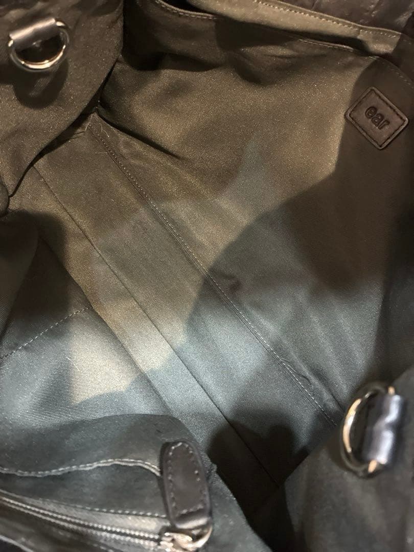 【美品】ear PAPILLONNER ダブルエンボスワイドトートバッグ 黒 【美品】ear PAPILLONNER ダブルエンボスワイドトートバッグ 黒