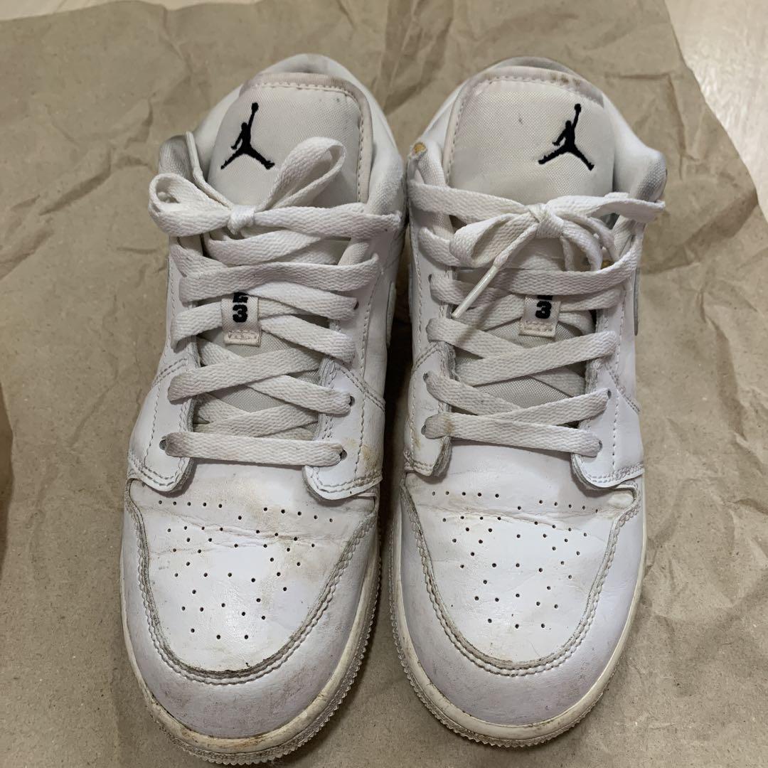 週末限定 未使用近 23㎝ Jordan エアジョーダン スニーカー ホワイト