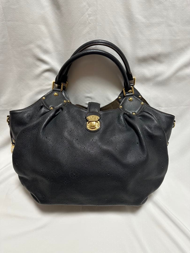 ルイヴィトン モノグラム マヒナL レザー 黒LOUIS VUITTON