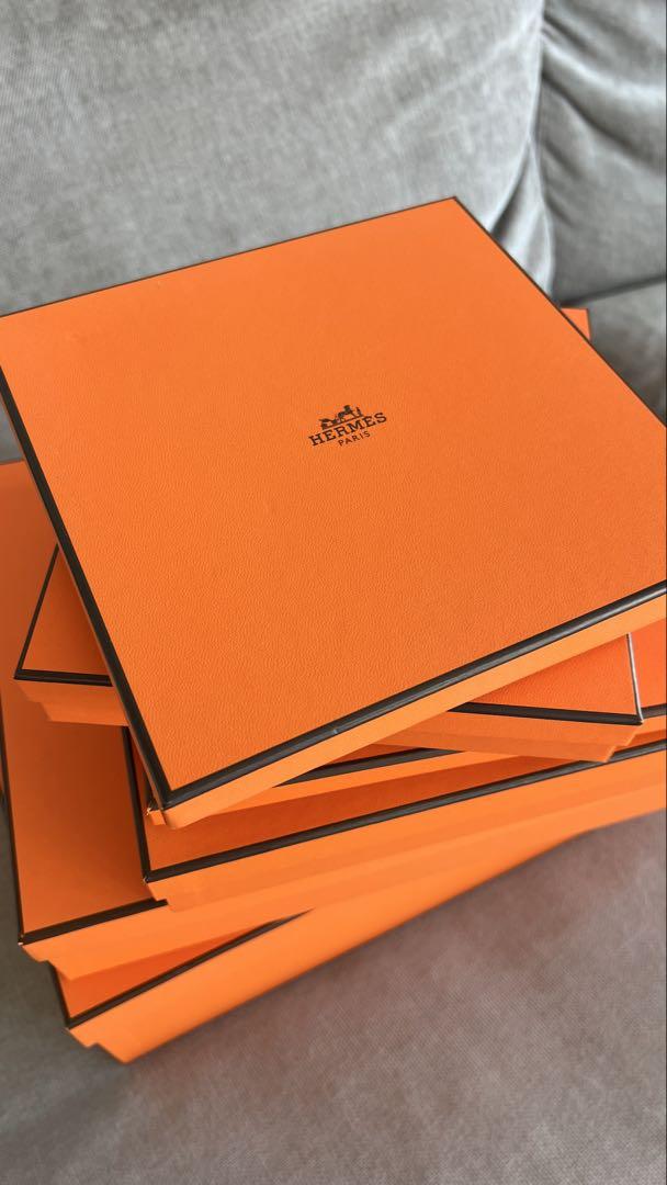 HERMESの箱