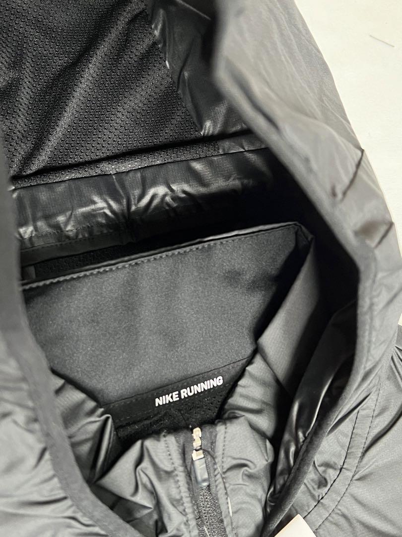 【初回限定お試し価格】 NIKE 新品] ナイキ Mサイズ パーカー ランニングジャケット ウォーキング・ランニングウェア