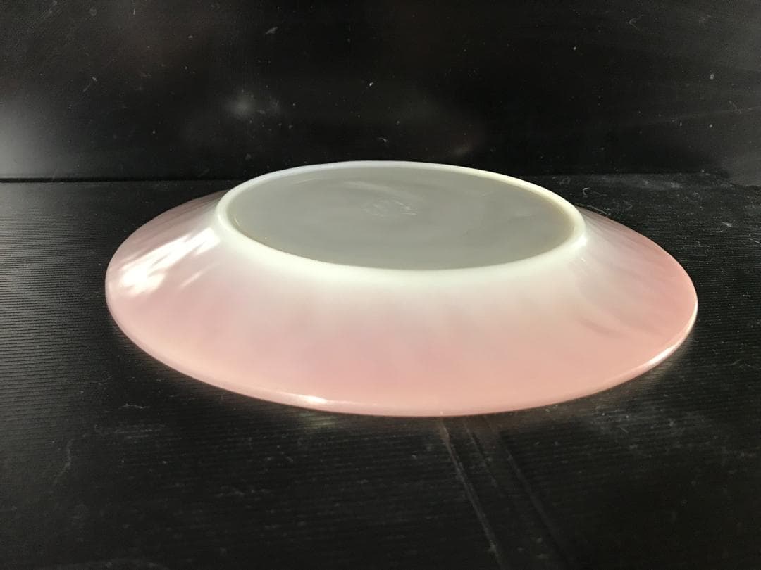 ファイヤーキング スワールピンク デイナープレート 4枚(淡い桜色 ファイヤーキング スワールピンク デイナープレート 4枚(淡い桜色