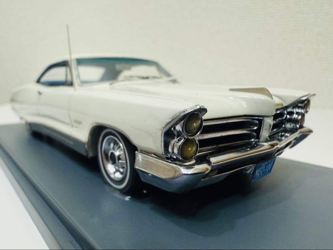 Neo/Pontiacポンティアック Bonnevilleボンネビル 1/43