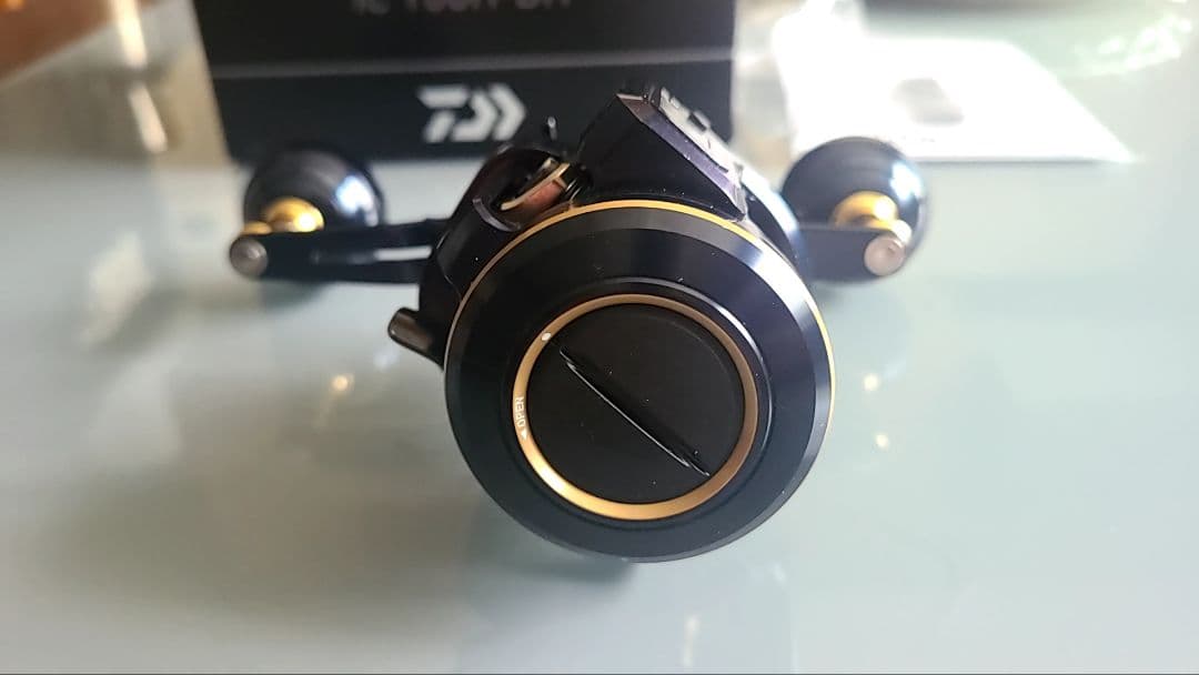 DAIWA ソルティガIC 100H-DH ベイトリール
