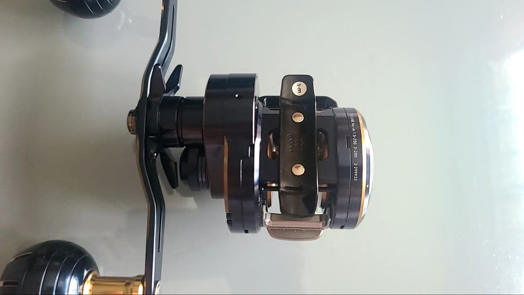 DAIWA ソルティガIC 100H-DH ベイトリール