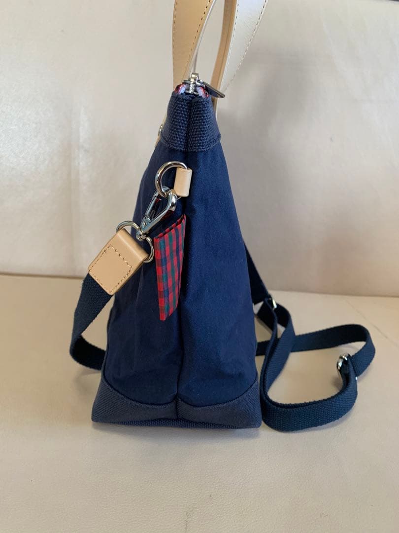 ajew×familiarコラボバッグりんご美品