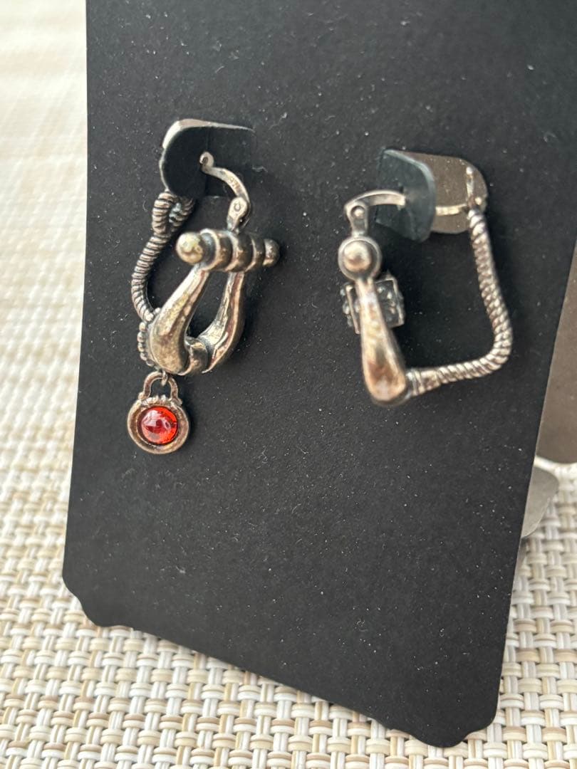 レア★シルバー925★ホースビットモチーフピアス