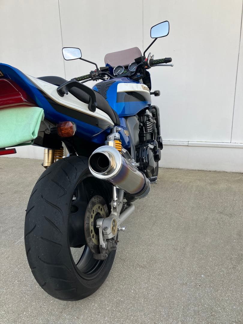 九州 Kawasaki ZRX1100 青/白のカスタムバイク - メルカリ