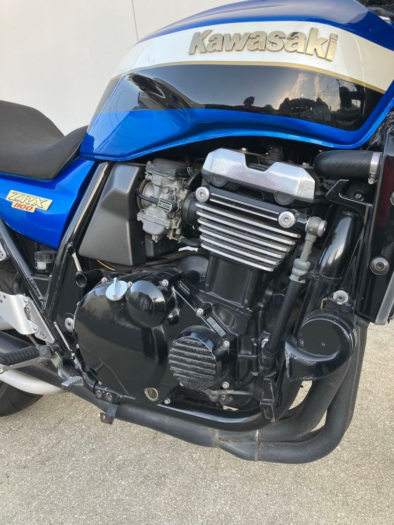 九州Kawasaki ZRX1100 青/白のカスタムバイク