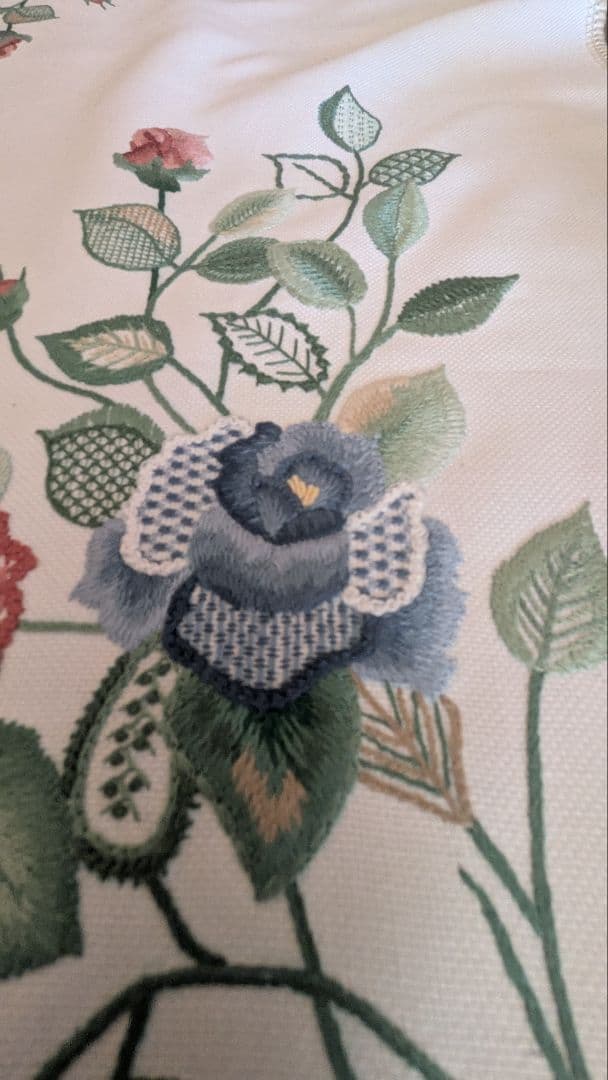 戸塚刺繍 テーブルセンター - メルカリ
