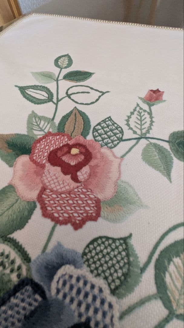 戸塚刺繍 テーブルセンター - メルカリ