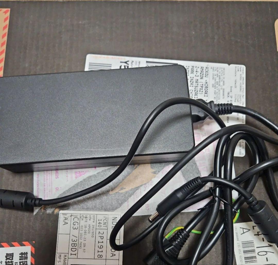 GIGABYTE AORUS 16 i7 13700h 16gb rtx4070