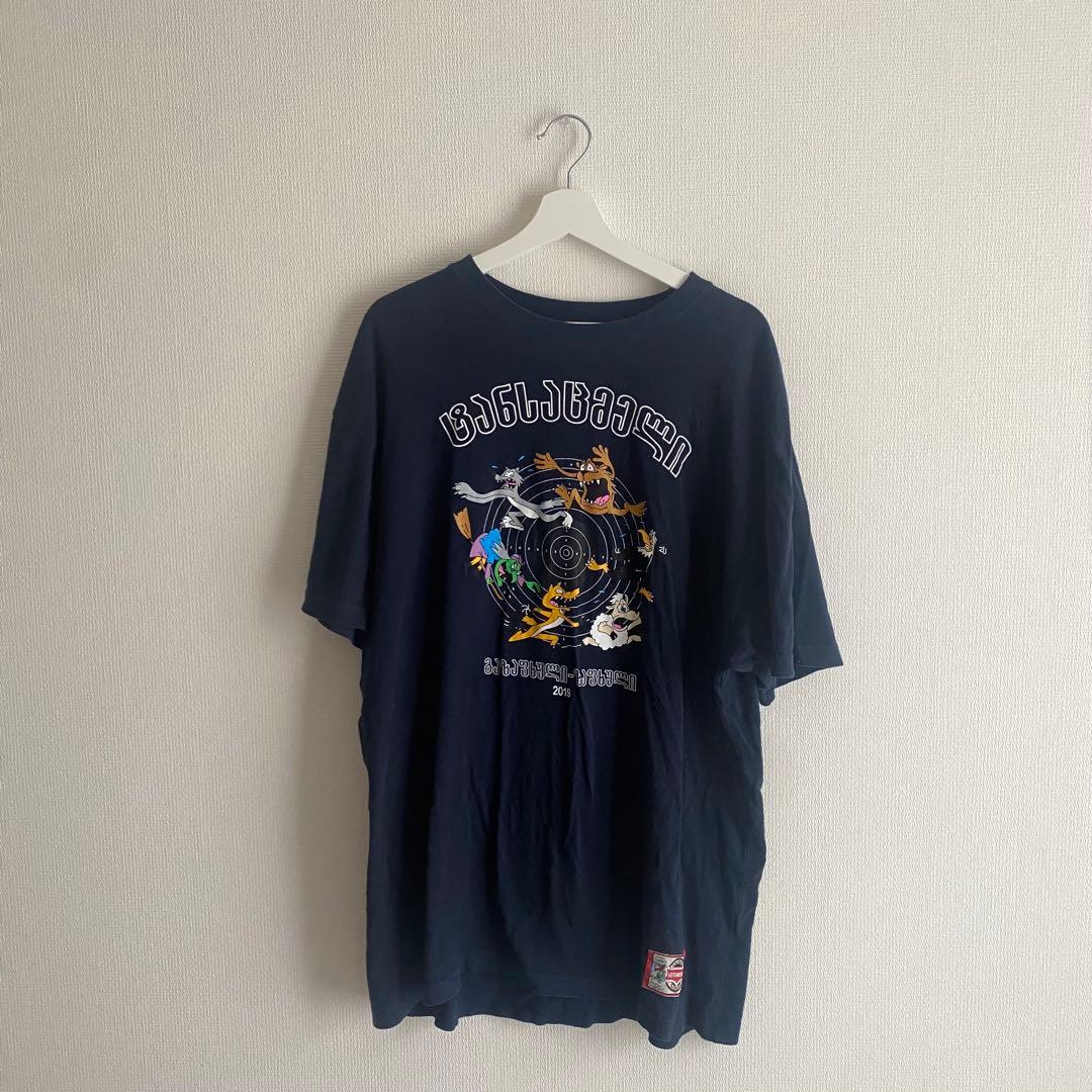 ヴェトモンのTシャツです。