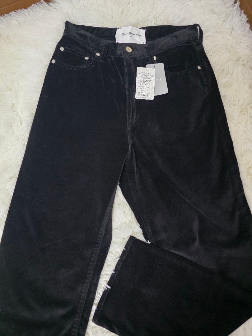 IENA イエナ ベロアデニムパンツ サイズ40 新品未使用タグ付き IENA イエナ ベロアデニムパンツ サイズ40 新品未使用タグ付き IENA