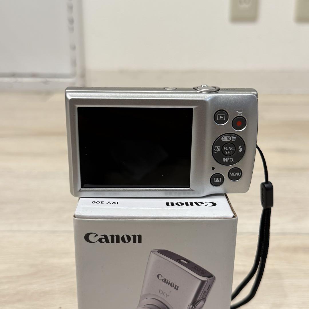 【箱付き美品】Canon IXY 200 コンパクト デジタルカメラ