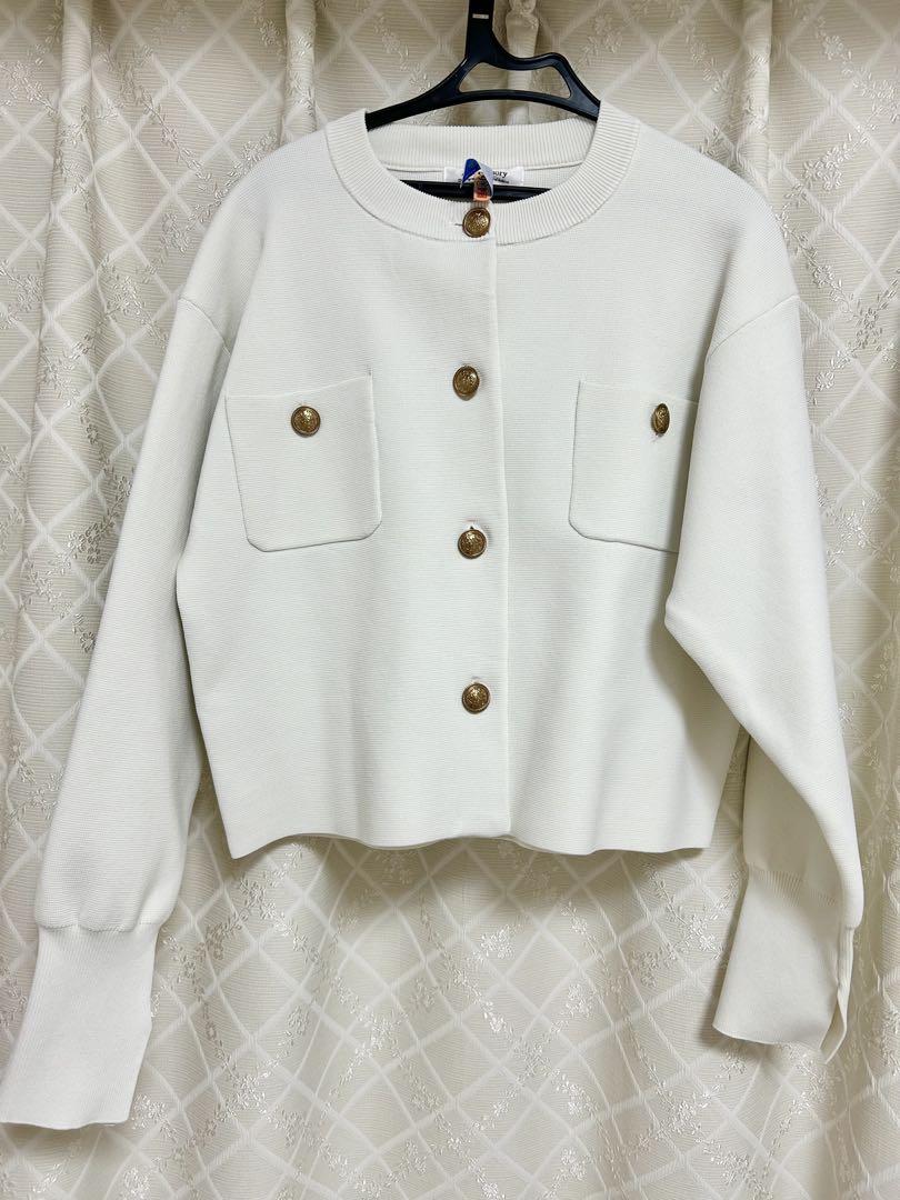 極美品✨Arpege storyアルページュストーリー金釦ニットジャケット白
