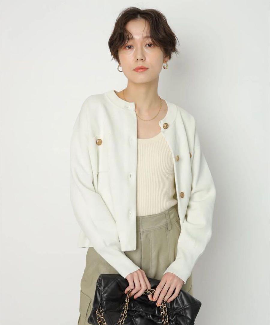 極美品✨Arpege storyアルページュストーリー金釦ニットジャケット白