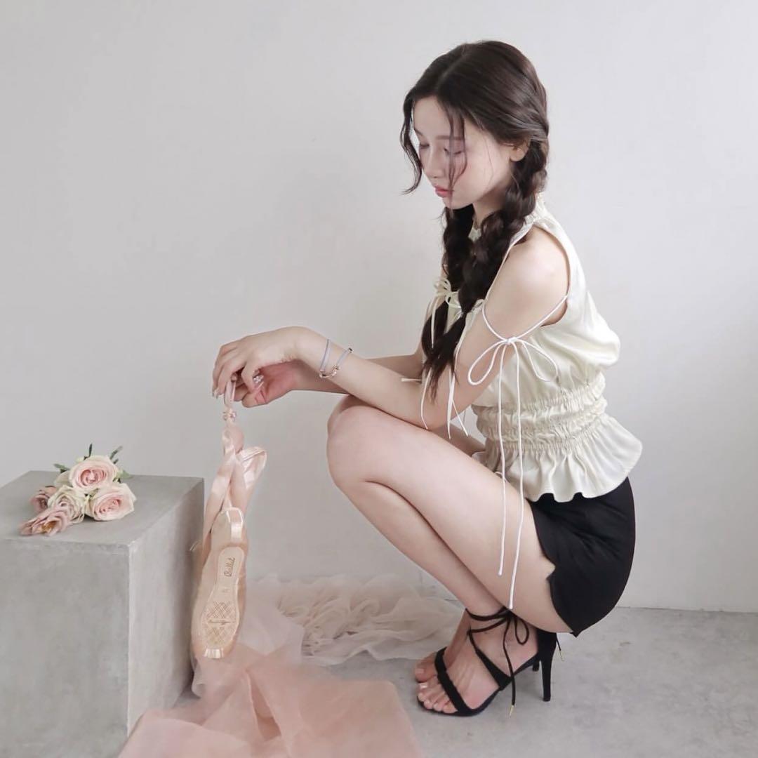 【新品】YILON MADE Satin ribbon tops アイボリー