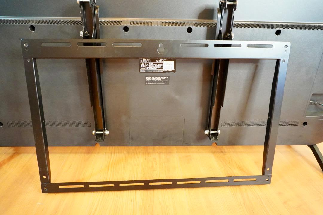 TH-65LX800