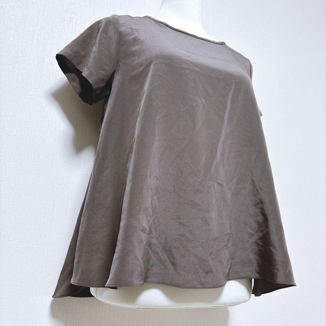 【ノーブル】美品 ドレープ 半袖 ブラウス サイドスリット とろみ フォーマル 【ノーブル】美品 ドレープ 半袖 ブラウス サイドスリット とろみ フォーマル
