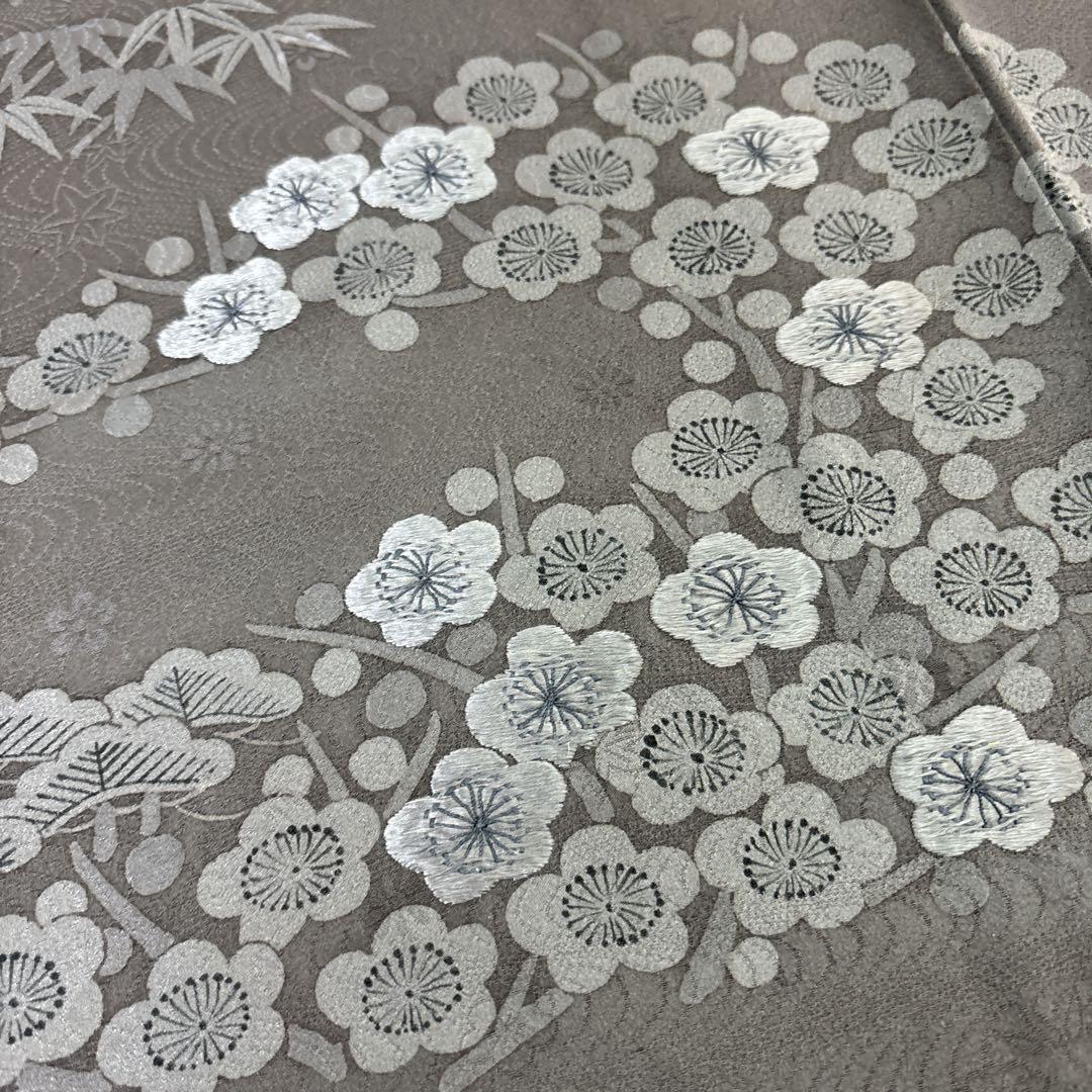 付け下げ 正絹 刺繍の上品なデザイン 紋なし 広衿 k-8000 付け下げ 正絹 刺繍の上品なデザイン 紋なし 広衿 k-8000