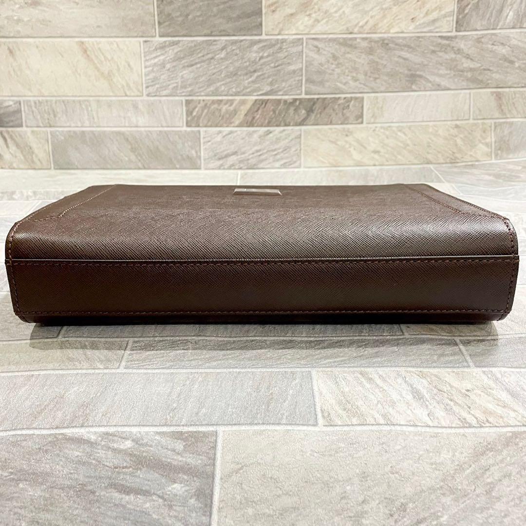 未使用✨ Burberry バーバリー セカンドバッグ サフィアーノ ブラウン 未使用✨ Burberry バーバリー セカンドバッグ サフィアーノ ブラウン