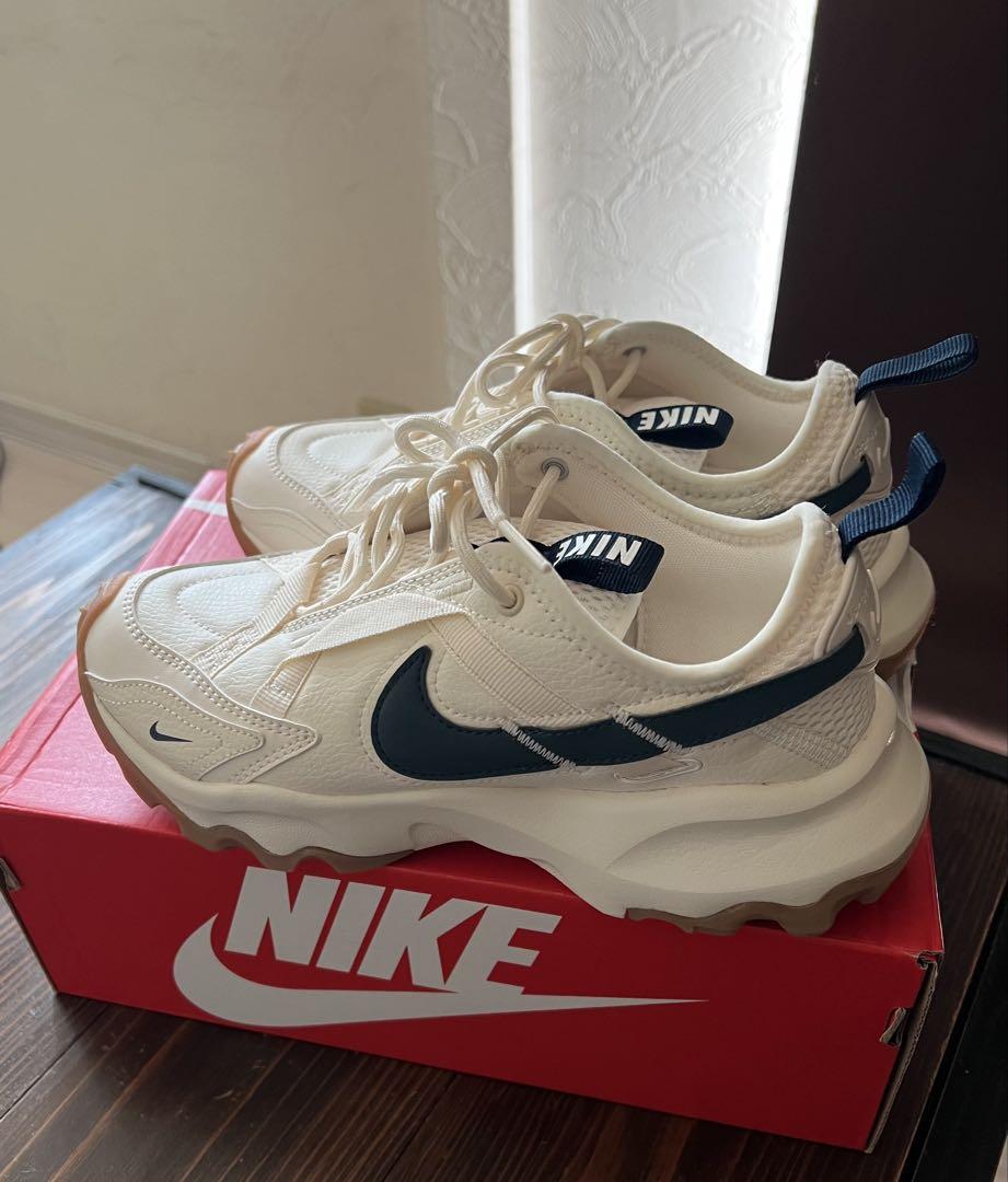 NIKE ☆ WMNS TC 7900 Fail Ivory ☆ 22~26cm ☆ 送料・関税込