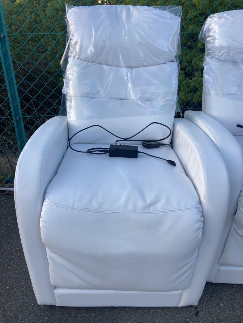 Haaa*❋ページ ホワイト電動リクライニングソファ