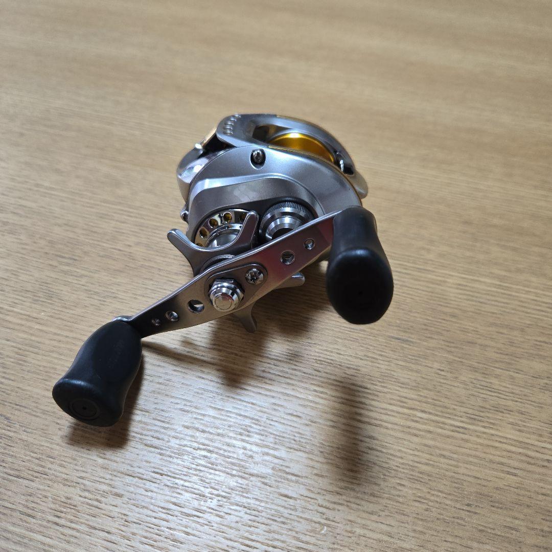 DAIWA　ジリオン　ZILLION　ベイトリール