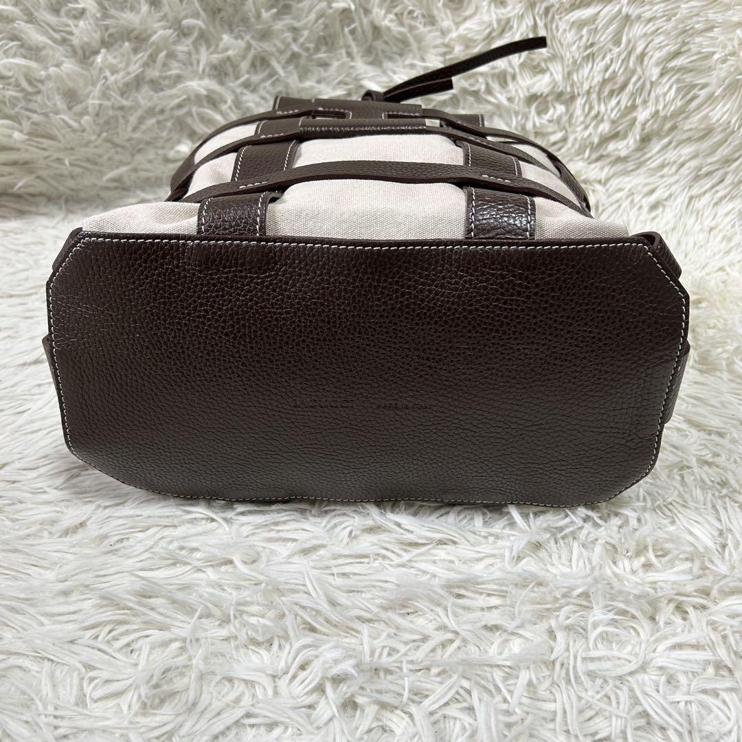 極美品✨イアクッチ ハンドバッグ かごバッグ デカロゴ レザー