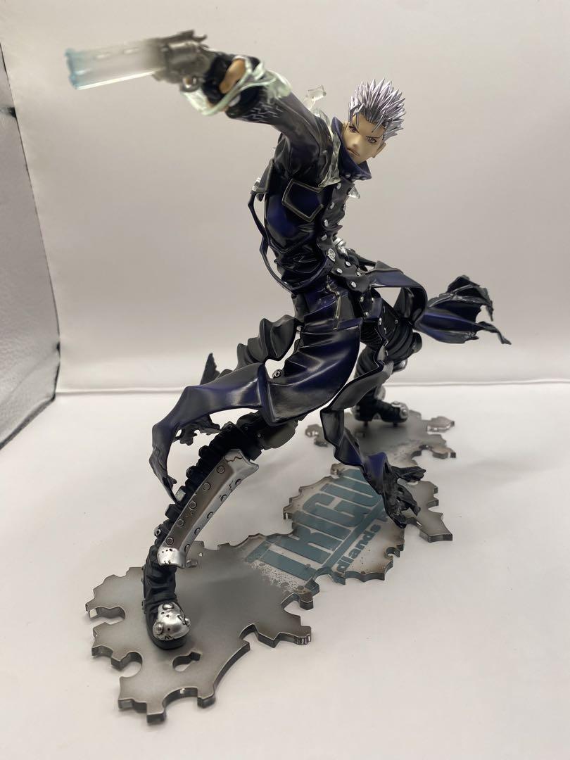 ヴァッシュ・ザ・スタンピード　トライガン　フィギュア　黒ヴァッシュ　コトブキヤ