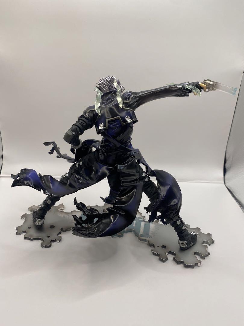 ヴァッシュ・ザ・スタンピード　トライガン　フィギュア　黒ヴァッシュ　コトブキヤ