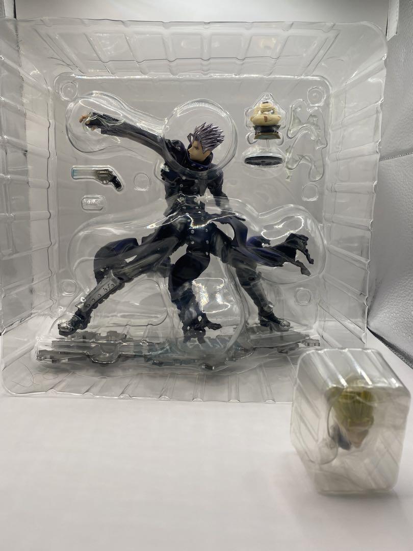 ヴァッシュ・ザ・スタンピード　トライガン　フィギュア　黒ヴァッシュ　コトブキヤ
