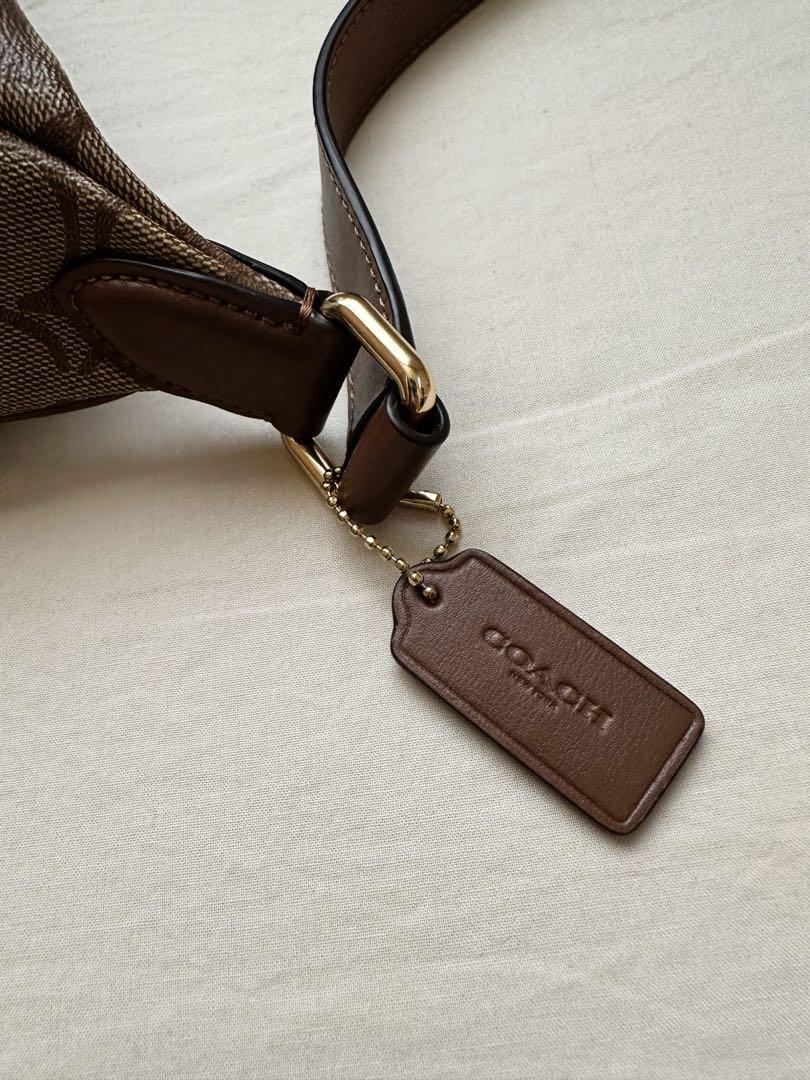 COACH ボディバッグ　F48740