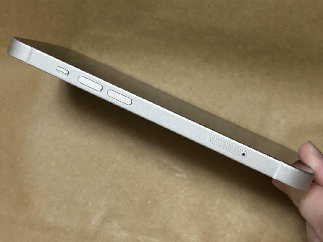 iPhone 14 128GBホワイト バッテリー97% simフリー値下げ不可