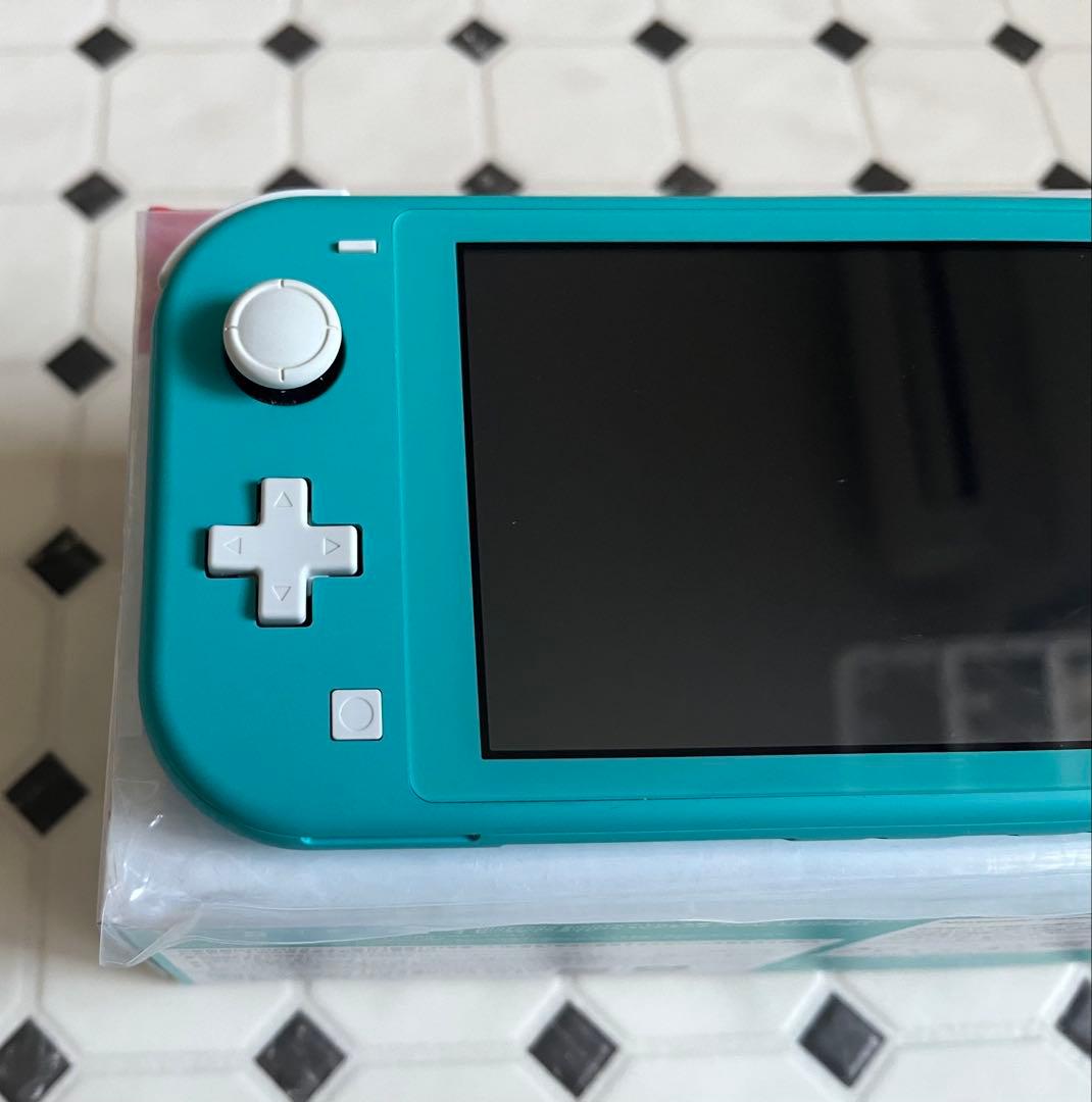 Nintendo Switch Lite本体 ターコイズ Nintendo Switch Lite ターコイズ 本体 充電器 ケース付き
