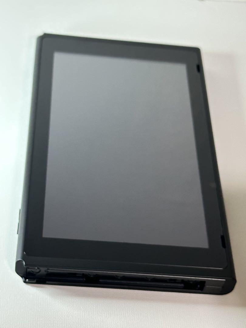 【美品】Nintendo Switch青／赤