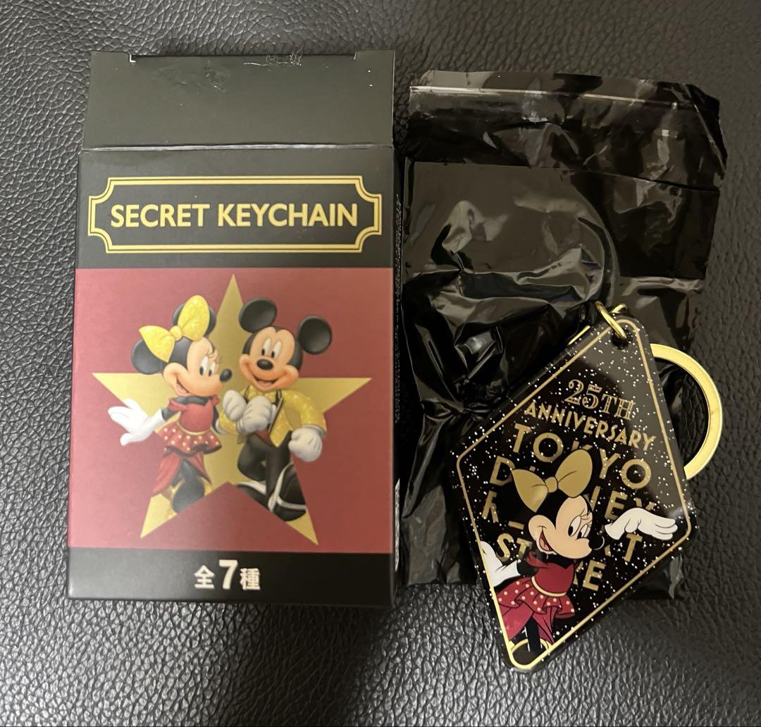 ディズニーストア　東京ディズニーリゾート店25周年キーチェーンミッキー&ミニー ディズニーストア 東京ディズニーリゾート店 25周年