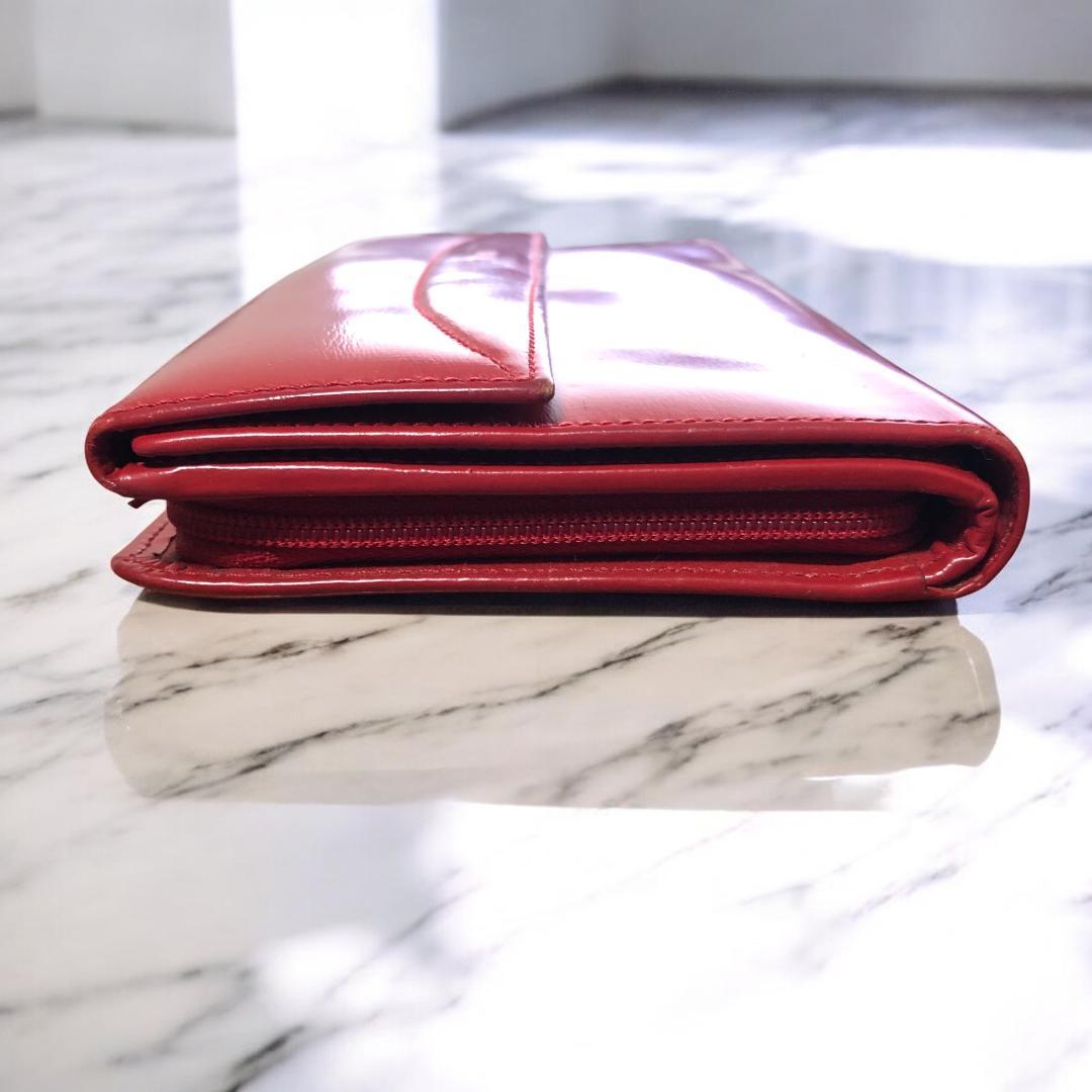 【美品】外側ロエベ文字内部ロゴ ラウンドジップ長財布 赤 外側エナメル内部レザー 美品】外側ロエベ文字内部ロゴ ラウンドジップ長財布 赤 外側