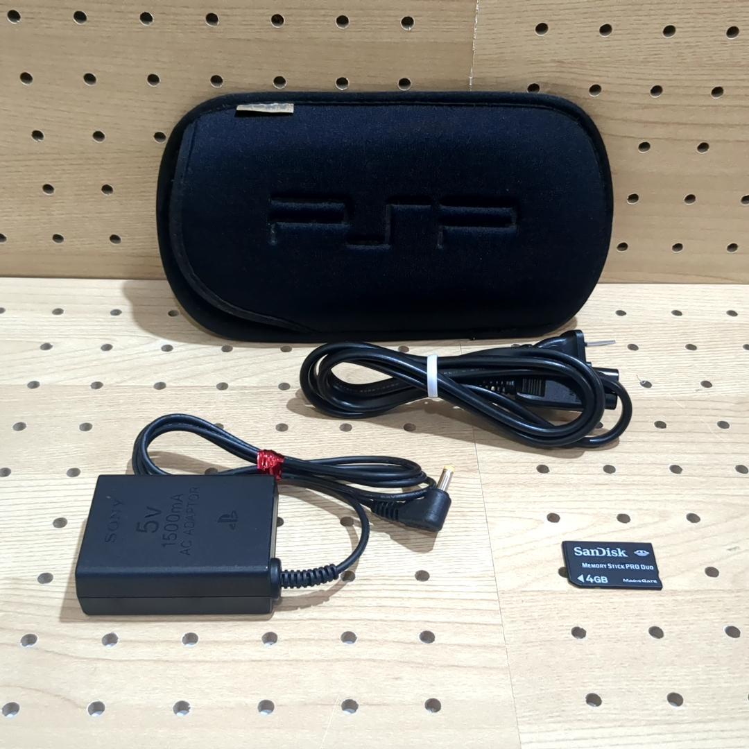 動作品 / 点検・整備済み psp3000 本体 レッド×ブラック（付属品あり）