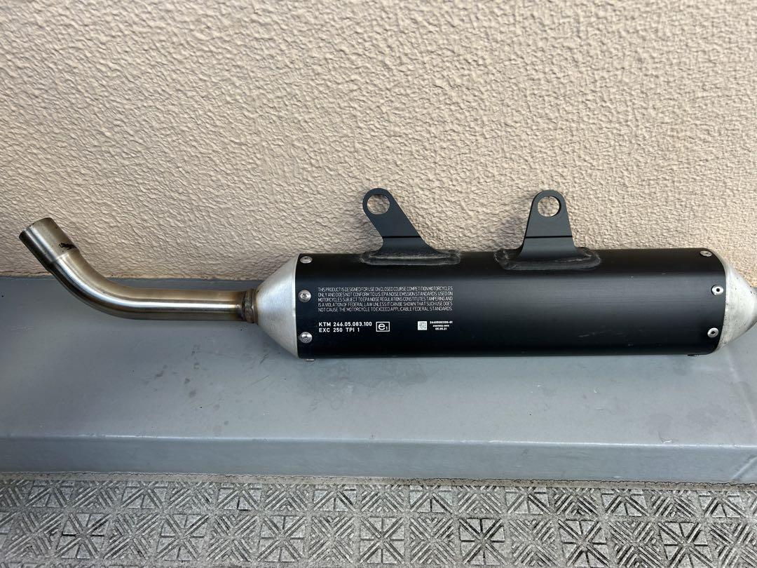 Husqvarna バイク マフラー 黒