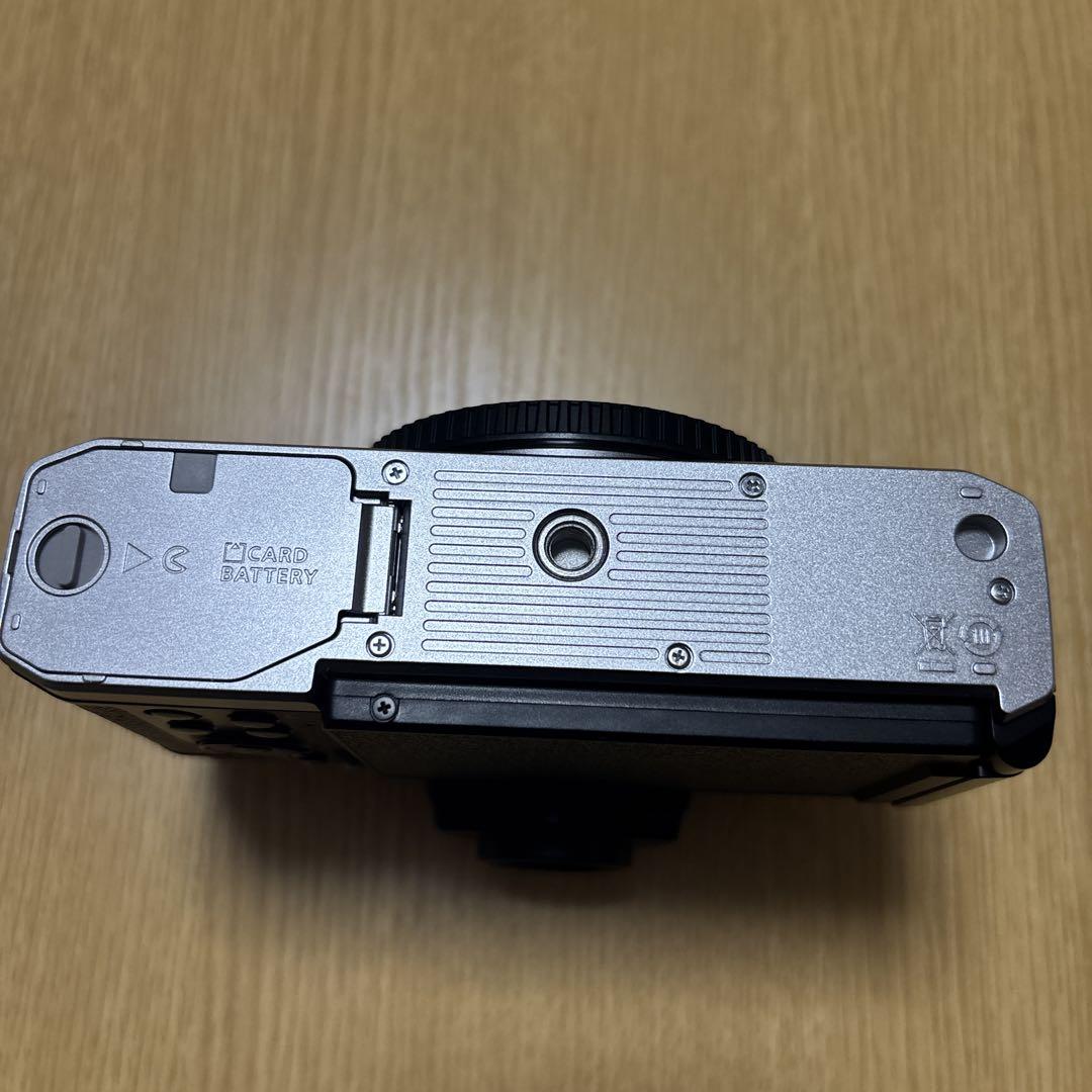 Nikon Z fc ミラーレス一眼 本体