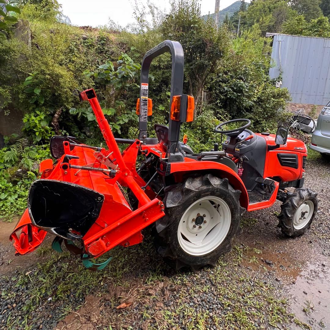 クボタ　ブルスターJB18 トラクター