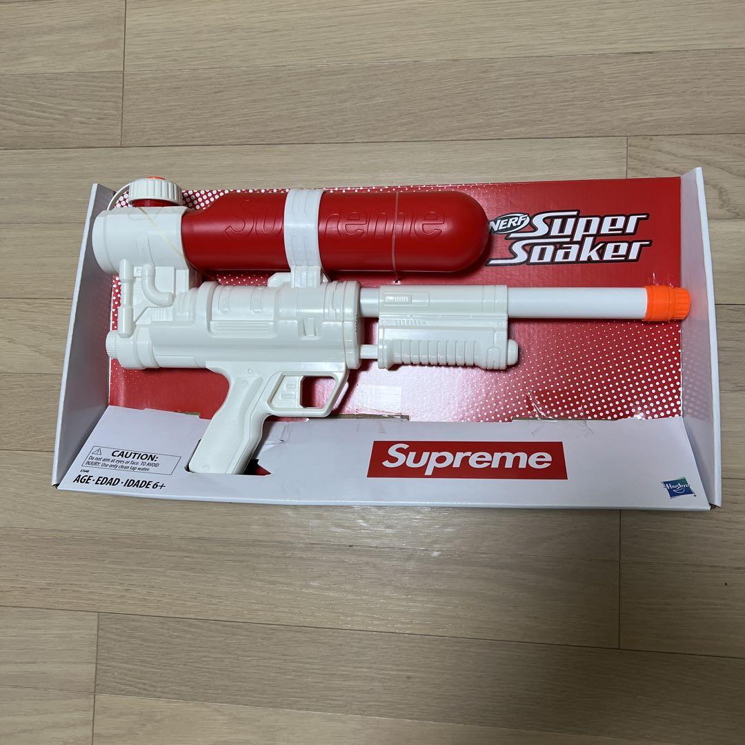supreme シュプリーム 60cm ウォーターブラスター 水鉄砲 - メルカリ