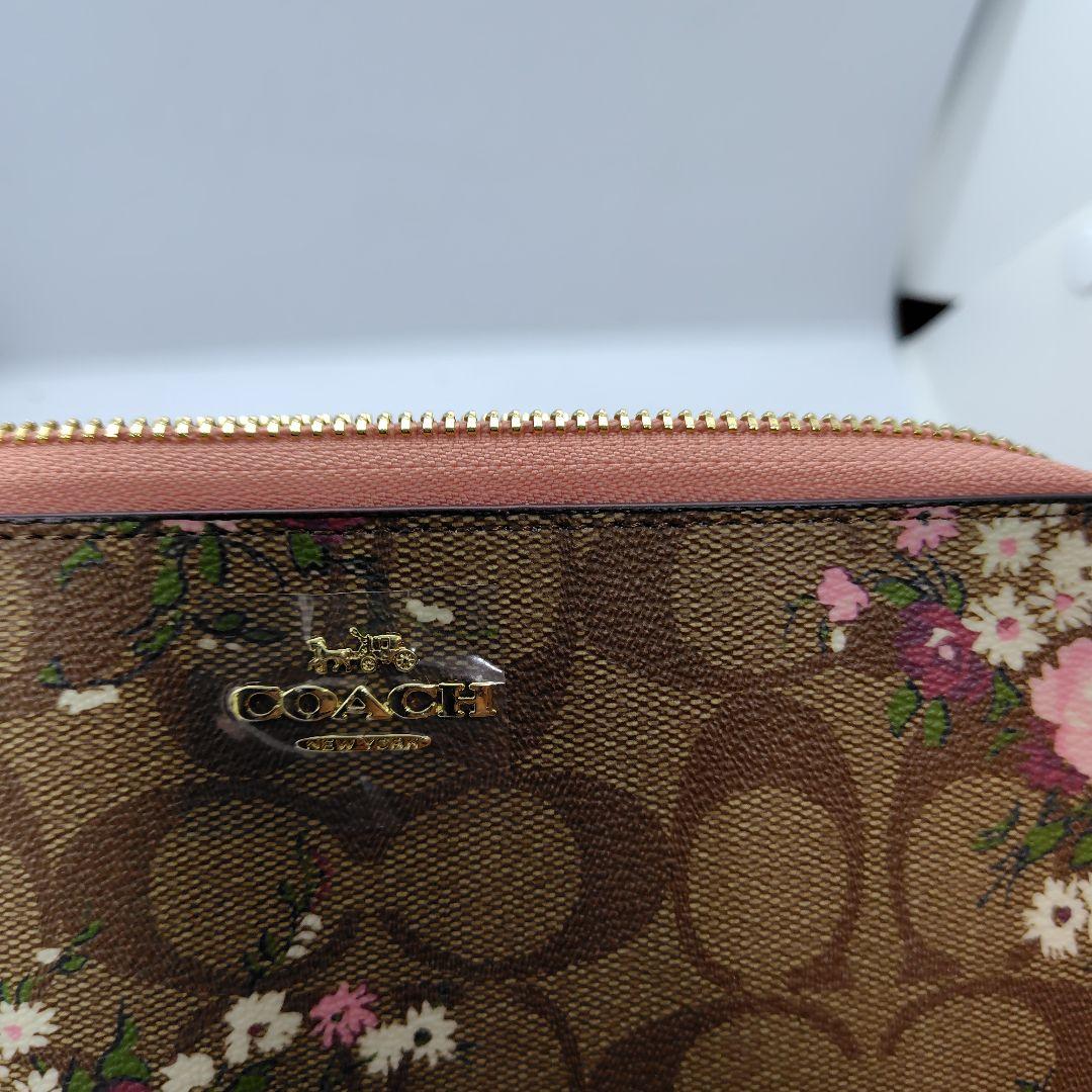 コーチ　COACH 長財布　財布　　贈り物　フローラル柄　花柄　新品未使用