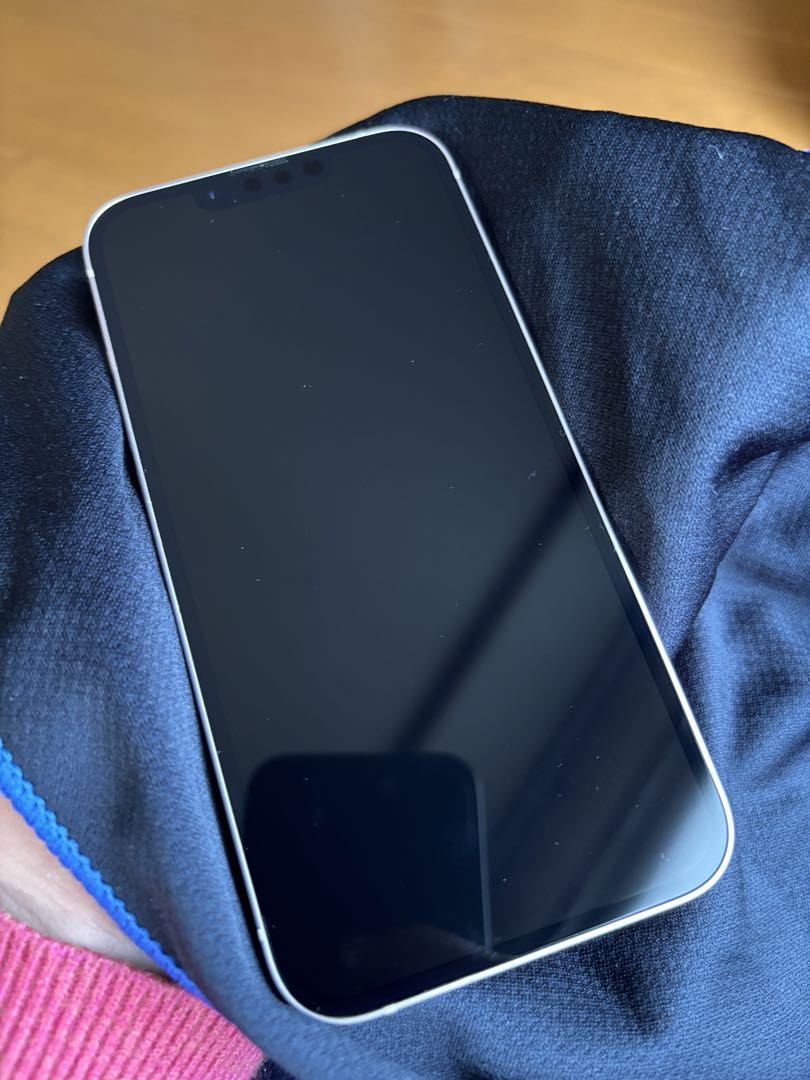 【未使用】iPhone13 128gb／美品中古/71280円→69000円
