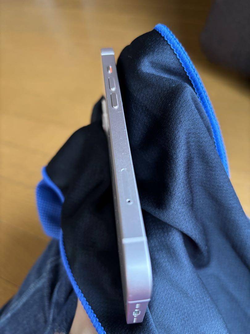 【未使用】iPhone13 128gb／美品中古/71280円→69000円
