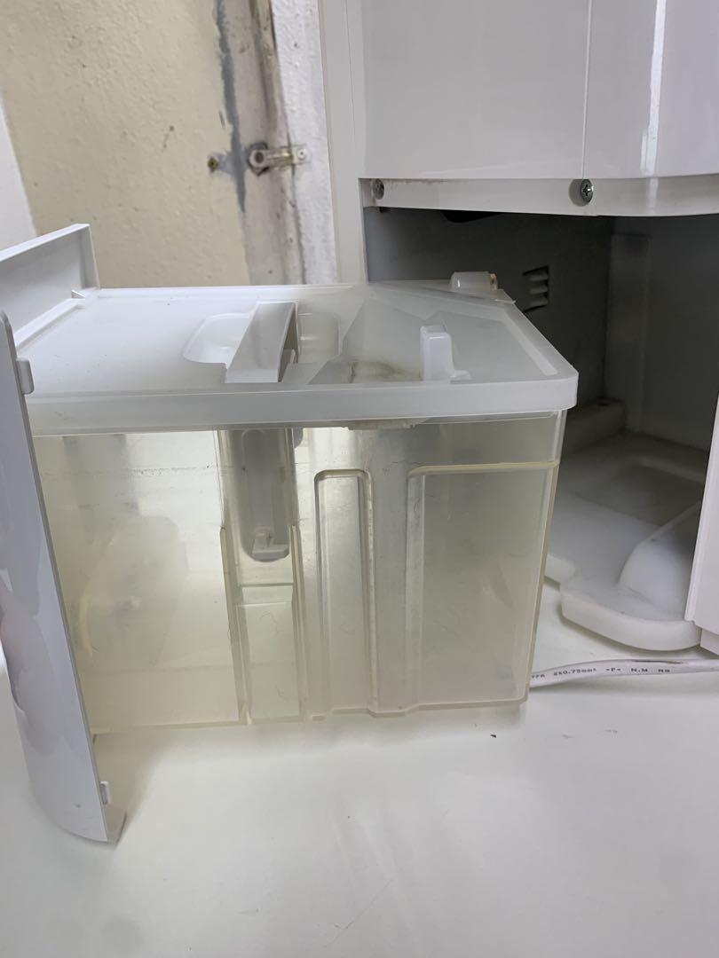 j9 SHARP 除湿機　CV-F120-W 動作品