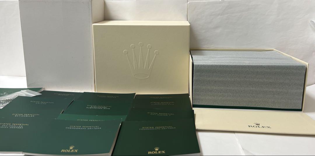 《美品》ROLEX純正ディトナ　スリーブ付　LサイズBOX 付属品20点
